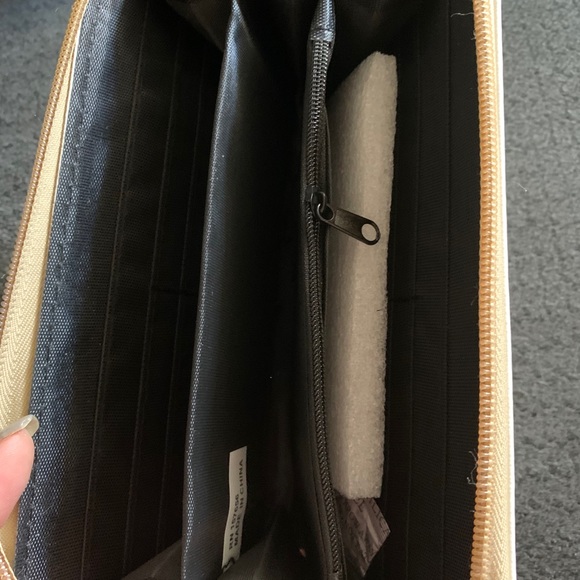 Cactus Wallet (Brand New) - Picture 4 of 4